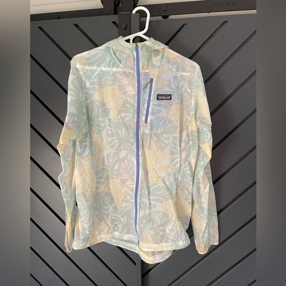 Patagonia Houdini Hawaiian Print | EUC